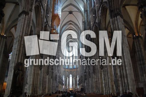 Kölner Dom innen.JPG